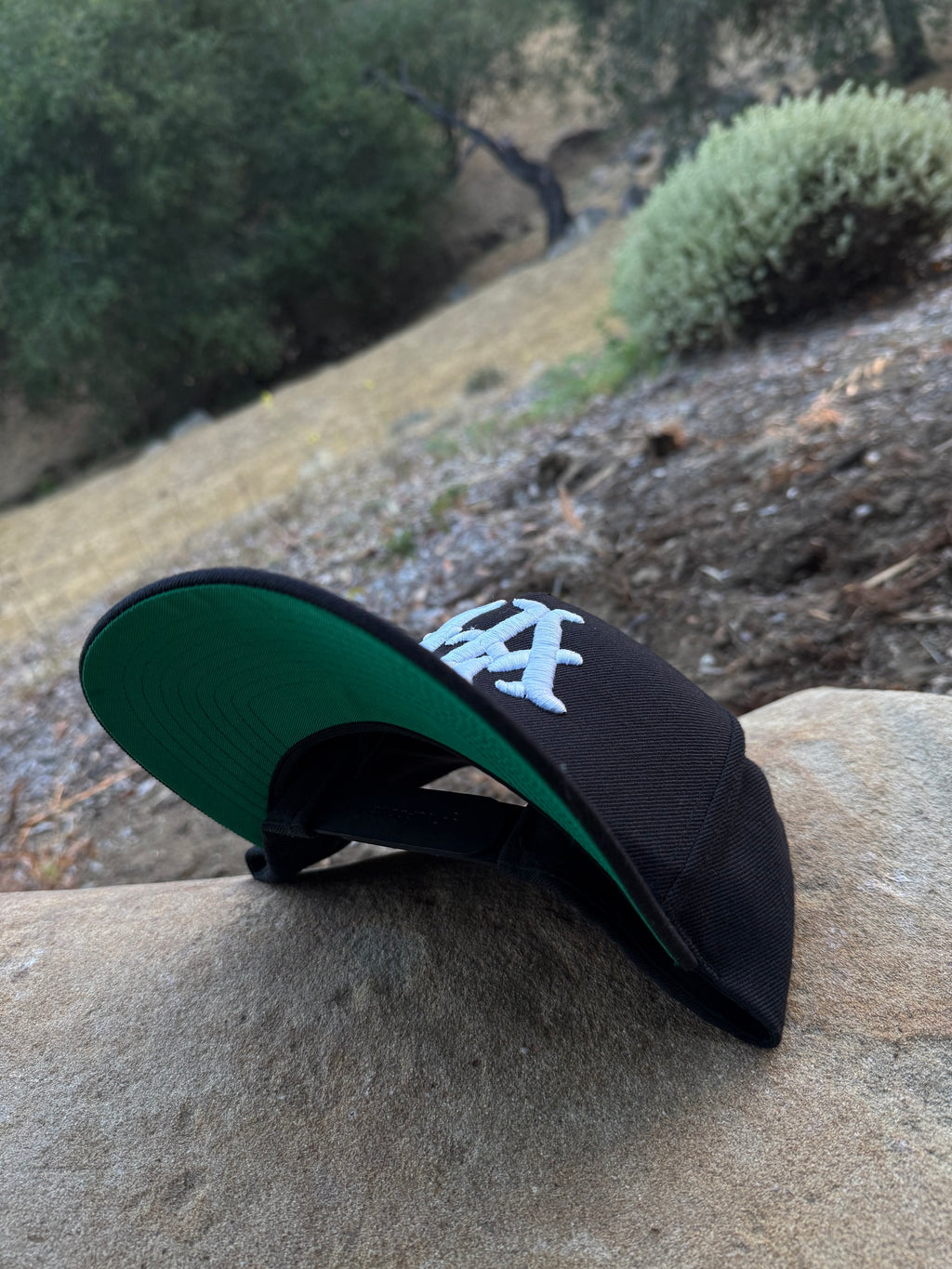 KM x L.A retro SnapBack             [Pre Order]